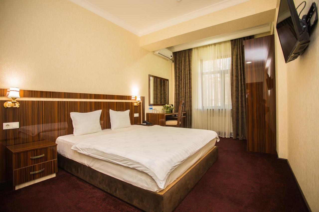 Hotel Grand Capital Tashkent Exterior photo