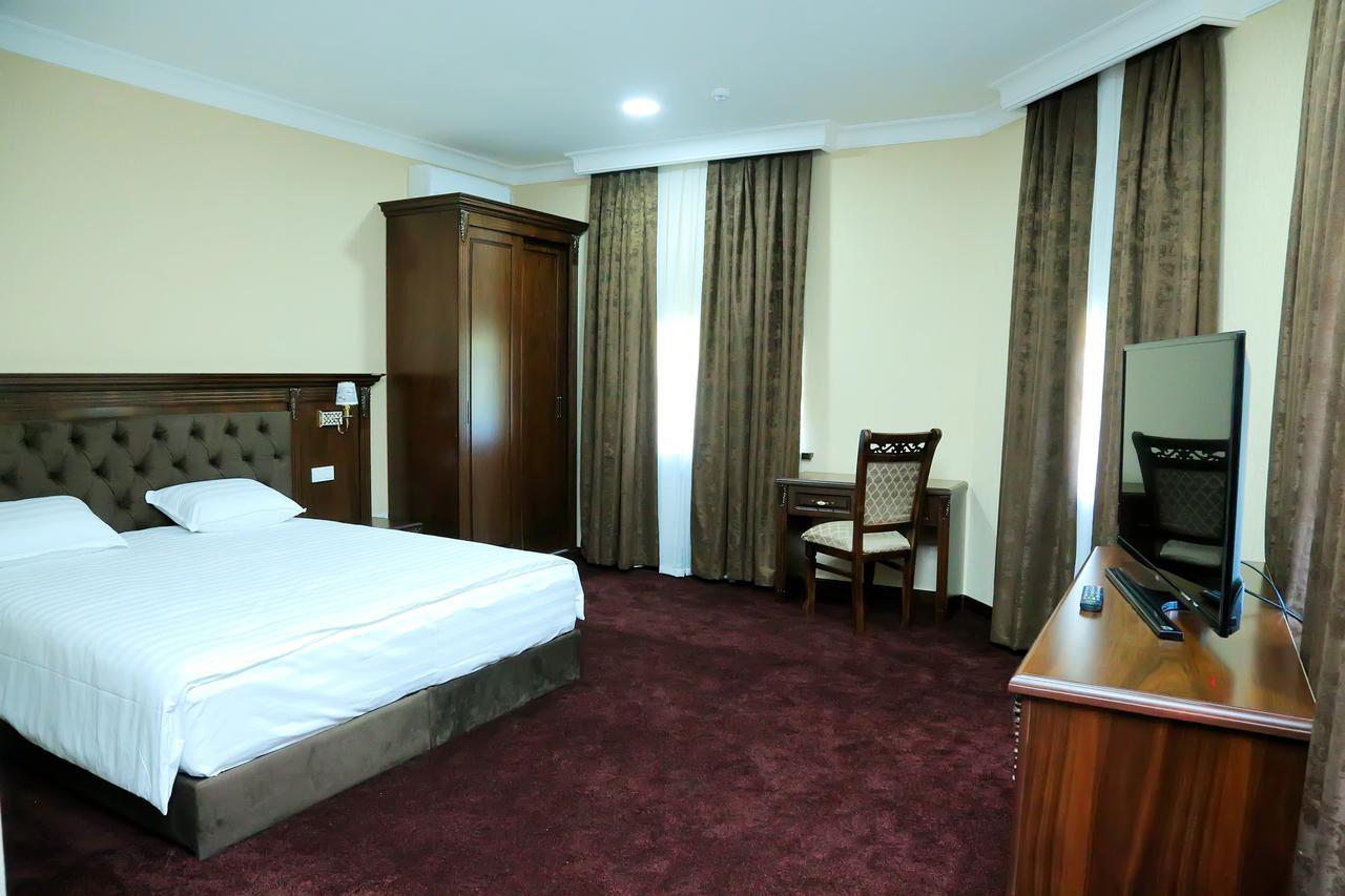 Hotel Grand Capital Tashkent Exterior photo