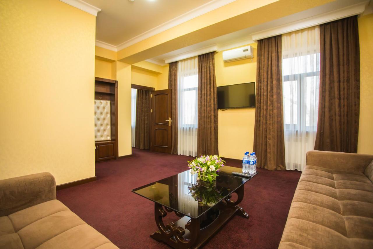 Hotel Grand Capital Tashkent Exterior photo